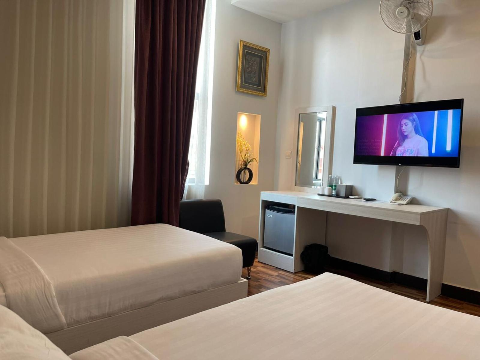 De Hotel Phnom Penh