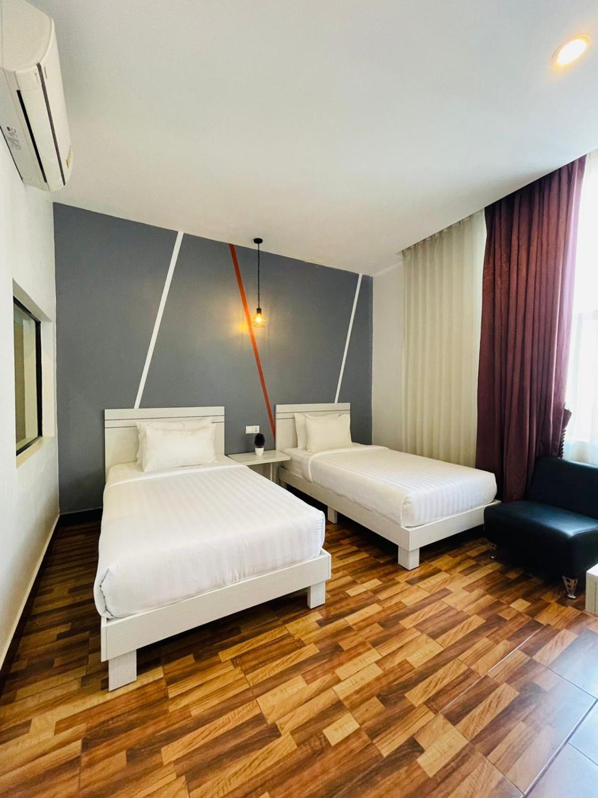 De Phnom-Penh