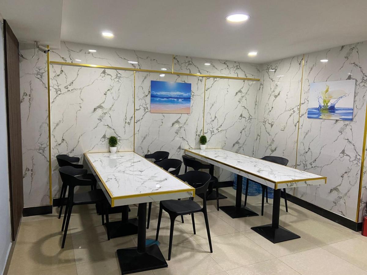 De 酒店
